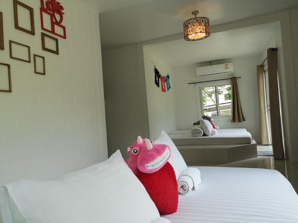 Hug Station Khaoyai Hotel Pong Talong Exterior foto